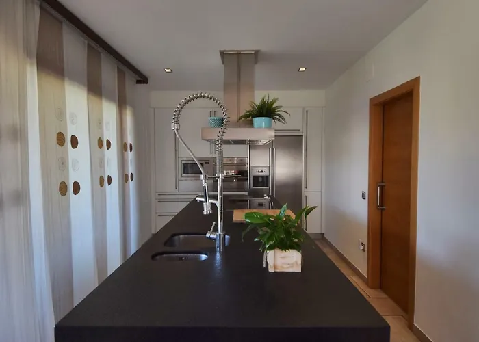 ヴィラ Magica Costabravasi サンタ・クリスティーナ・ダロ